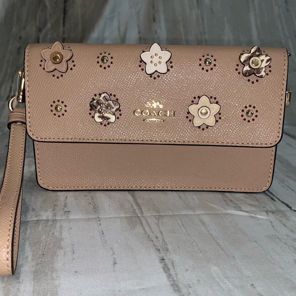 Coach fold over wristlet with daisys